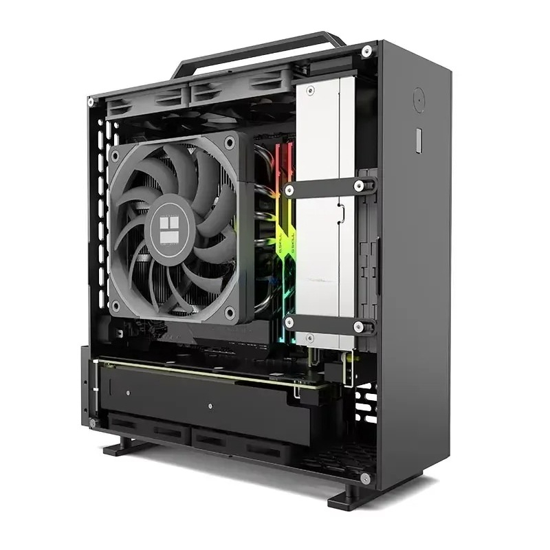 5 Liter Mini A24-V5 2.0 Dual S - Pc Chassis recensie en prijs